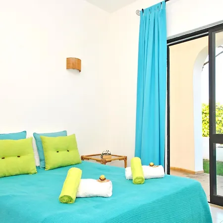 Villa In Gale Near Sao Lourenco Beach * Албуфейра